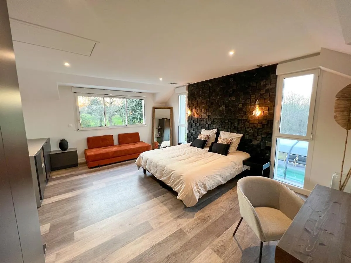 Holiday home Belle Maison Avec Piscine Proche Plages Saint-Cast